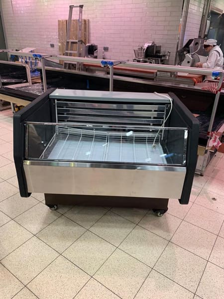 Витрина холодильная открытая Арктика 1200UN в аренду, универсальная